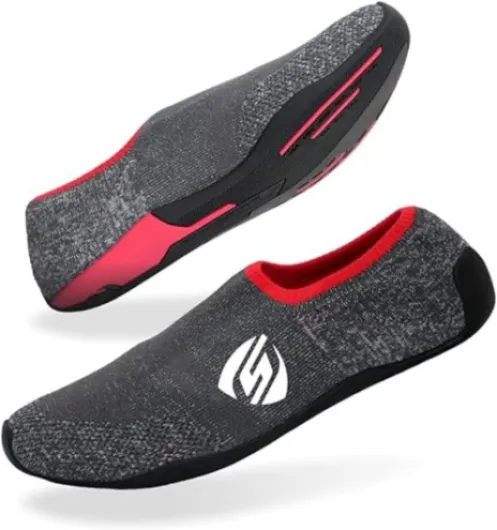 STRASSE Chaussures de course Sim - Semelle légère et fine pour un contrôle maximal de la pédale - Confortable pour tous les jeux de course et plateformes SIM - Grip antidérapant, ajustement respirant X-Small Rouge