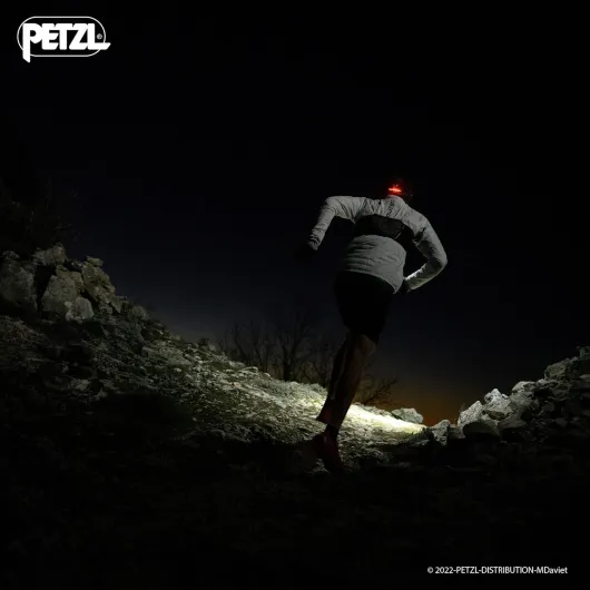 PETZL - Lampe NAO RL - Unisex, Noir, Taille Unique Noir Taille Unique