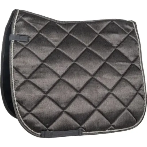 Test HKM Aria Tapis de selle Lila Dressur : un tapis respirant qui fait le job pour le dressage