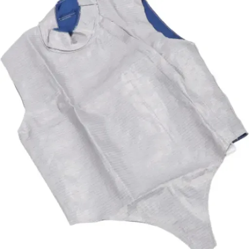 Test Zunate Gilet Boiteux de Clôture : la protection d'entraînement pas chère mais pleine de compromis