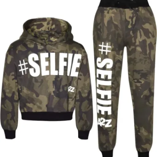 Test A2Z 4 Kids #Selfie camo vert 7-8 ans : le survêt tendance qui fait le job (avec quelques défauts)