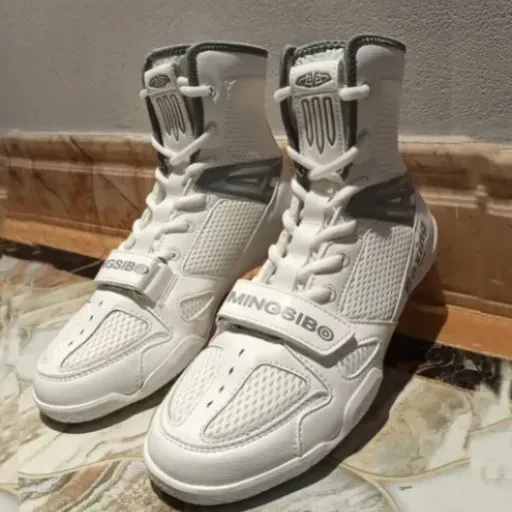 Test BLBK Chaussure Boxe Anglaise : des bottes légères qui font le job sans chichi